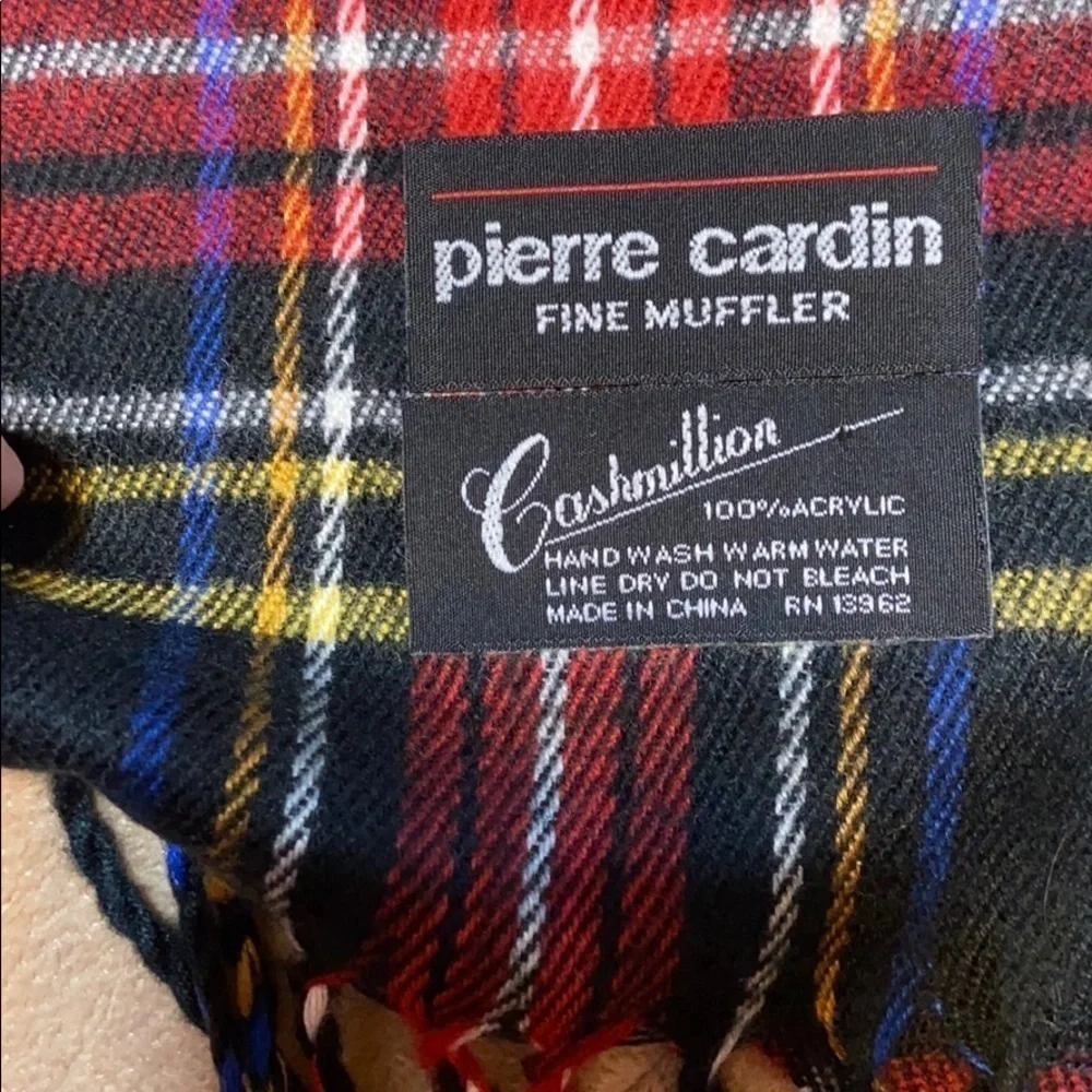 Pierre Cardin plaid Fine Muffler
